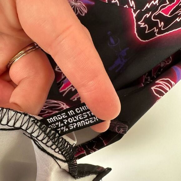 Retro Rifle Men’s Black Pink Neon Slow N Steady Sloth Button Down Shortsleeve Sh - Picture 9 of 10